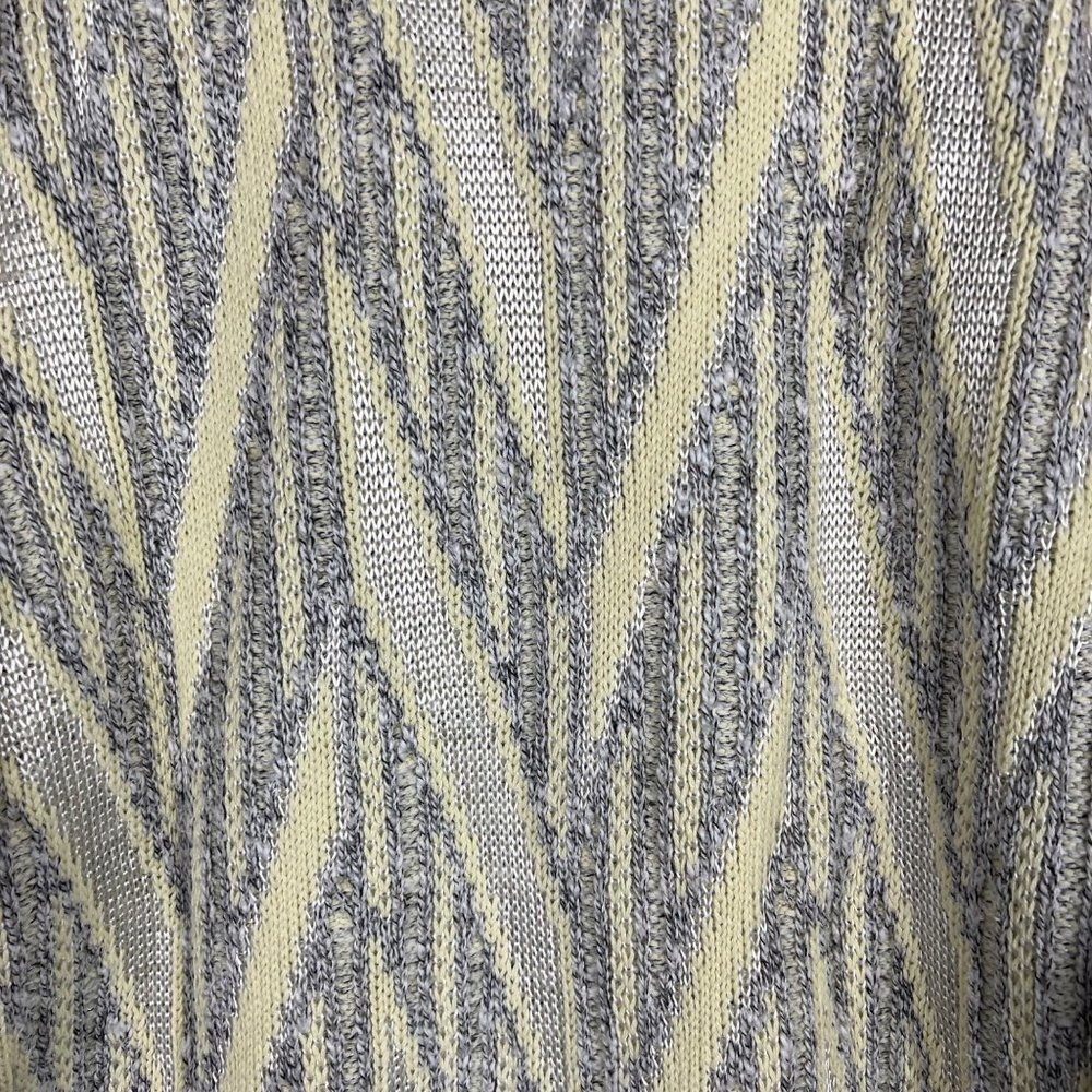 Women's Cream and Gray Sweater - Picture 7 of 9